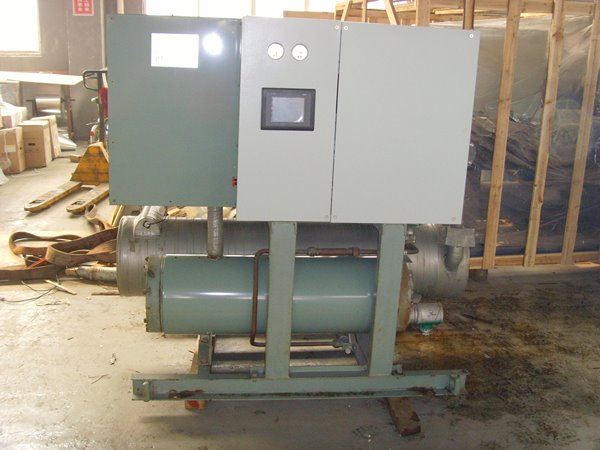 金山屯酒店中央空调不停机清洗方法介绍